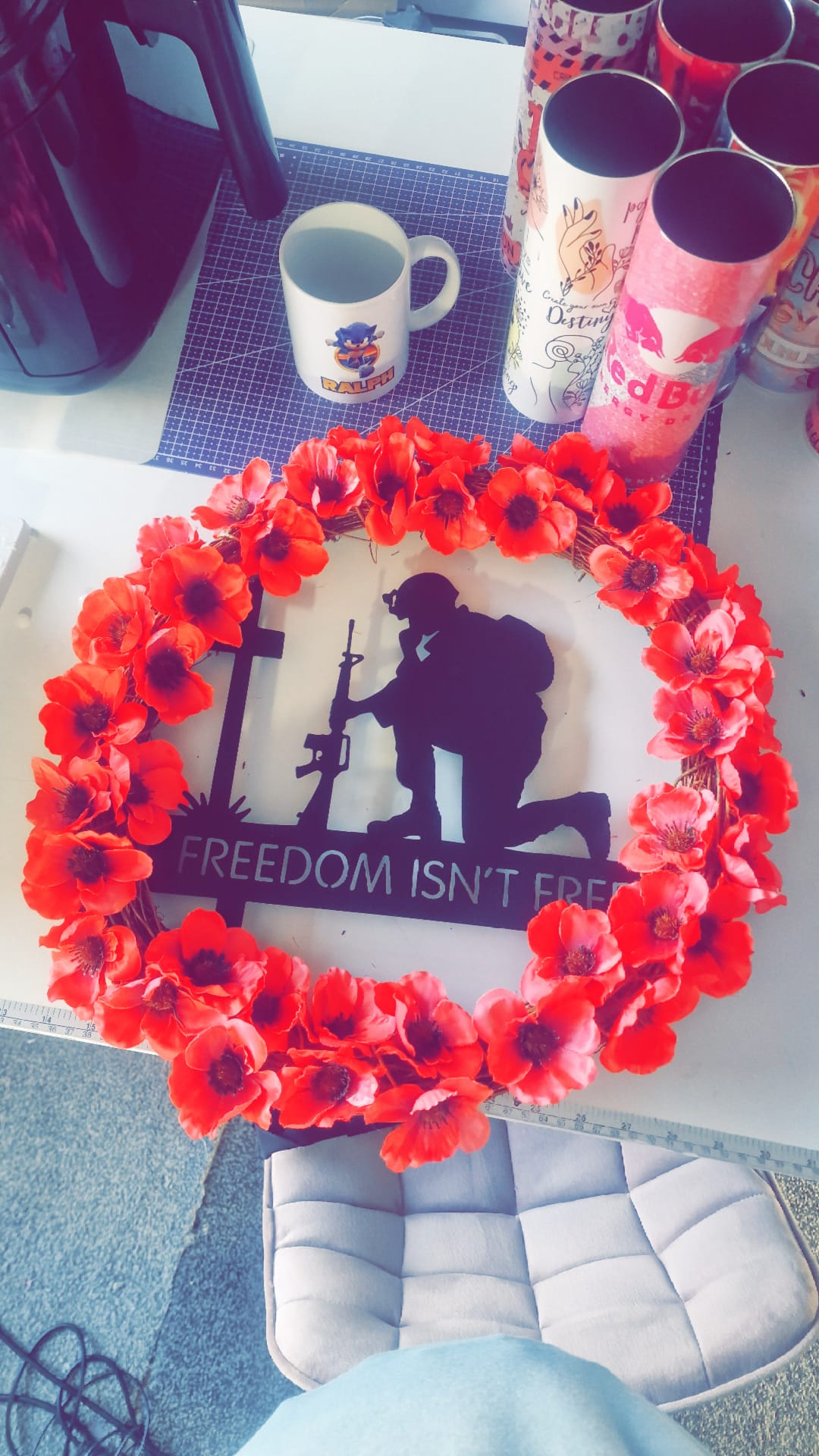 Remembrance Poppy Wreath – Memorial Tribute Wreath- Large 40cm